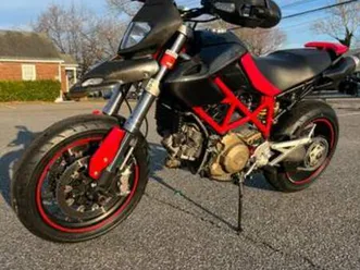 ducati 2011 hypermotard 1100s