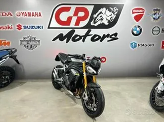 triumph speed triple 1200 rs 6000 km iper accessor