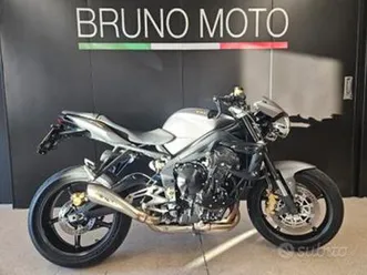 triumph street triple r