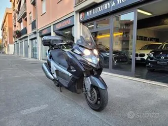 kymco myroad 700i