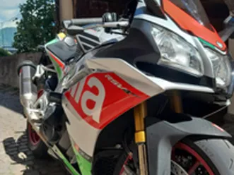 aprilia rsv4 rf 2018