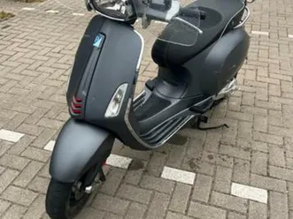 vespa sprint grijs 50cc - 2017 - 9500km — scooters | vespa — marktplaats