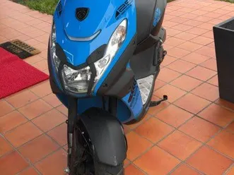 scooter peugeot