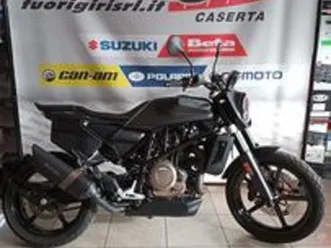 husqvarna svartpilen 701