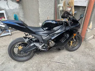 kawasaki zxr →