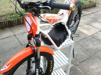 beta minitrial électrique enfant 20 pouces