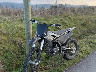 motocross 250 4t (prix négociable)