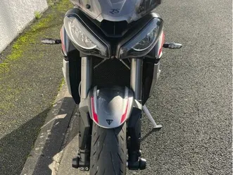 triumph street triple 765 rs