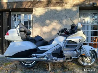 honda gold wing 1800