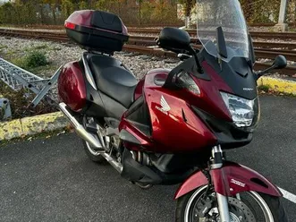 honda deauville nt700v