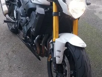 yamaha fz8