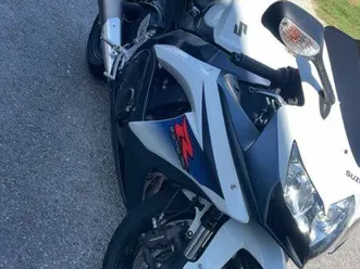 vente moto gsxr
