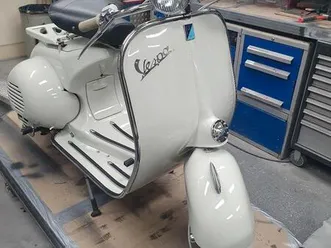 ② vespa vl3t struzzo.