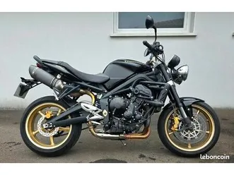 triumph street triple r