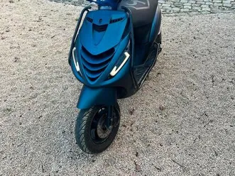 ② piaggio zip 4t 80 cc