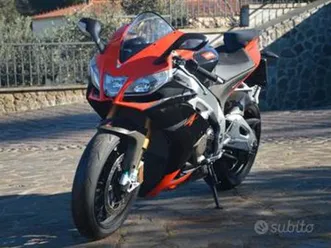 aprilia rsv4 factory max biaggi