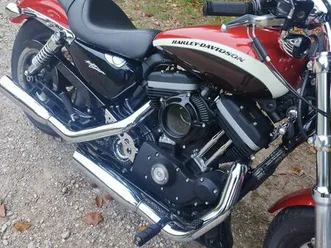 harley davidson 1200 contre intruder