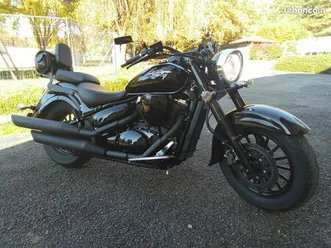 moto suzuki intruder vn 800 édition black