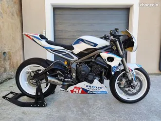 triumph street triple 765 rs