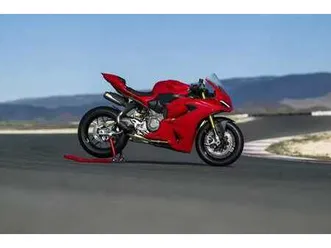 ducati panigale v2s 896s