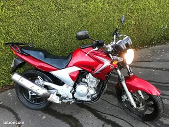 vends yamaha 250 ybr