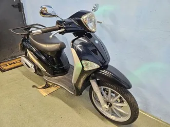 piaggio liberty 125i, na dostawy, pizza, uber chańcza