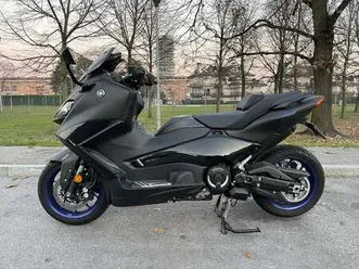 yamaha tmax 560 icon black