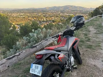 moto 125 cc malaguti