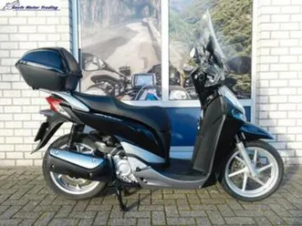 honda sh 300i abs, bj 2011, 41950 km zeer netjes — motoren | honda — marktplaats