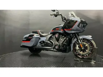 2022 indian motorcycle® challenger® elite stealth gray w/ black metallic & indy red accents