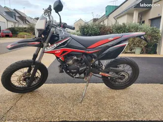 moto 50cm³ beta supermotard