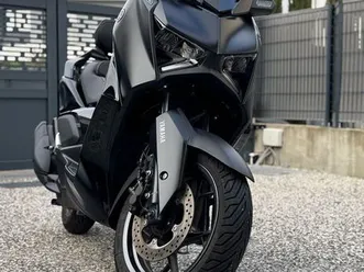 yamaha x-max 125 tech max comme neuf