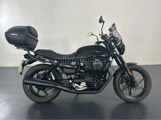 moto guzzi - v7