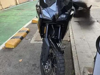 moto morini x-cape cerchi a raggi nero