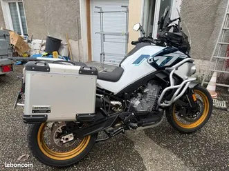 cf moto mt 800 explore equipé