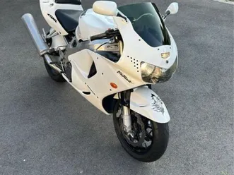moto 900 cbr fireblade