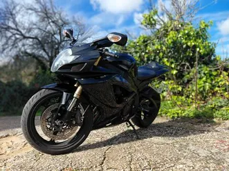 gsxr 600 full black boliqueime