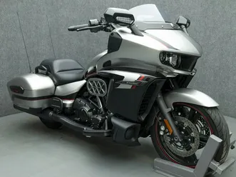 2018 yamaha xv1900 star eluder gt 1900 w/abs