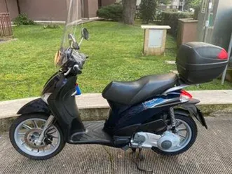 piaggio liberty 125