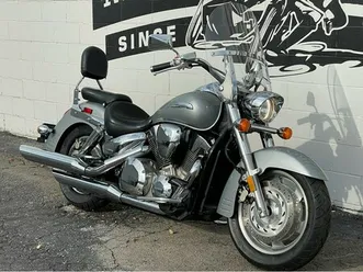 2005 honda vtx 1300r