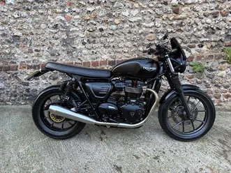 triumph street twin 900 euro 4 900 cc