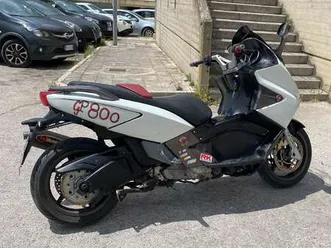 gilera gp 800 wit