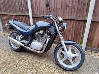 suzuki vx800