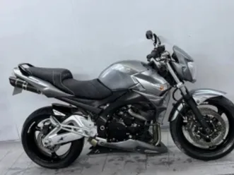 suzuki gsr 600