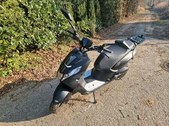 peugeot kisbee streetzone 2t 25/45 km/h