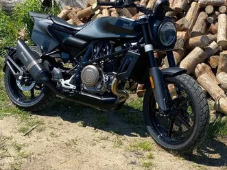 husqvarna svartpilen 701 # ktm # stan bdb # 5800km # naked # 2020 nysa