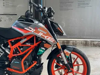 ktm duke 390