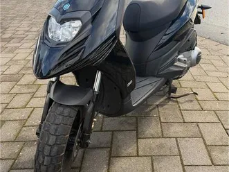 piaggio typhoon 125 ccm, bj. 2016, 5000km, tüv 5/27