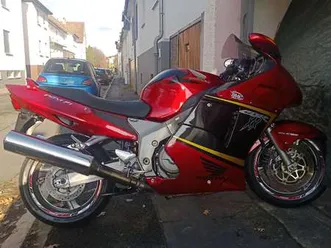 honda cbr 1100