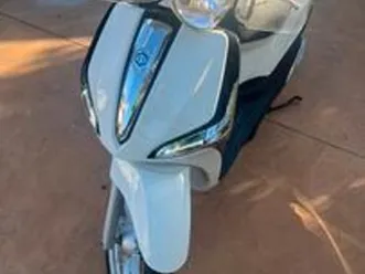 scooter piaggio liberty 125 abs